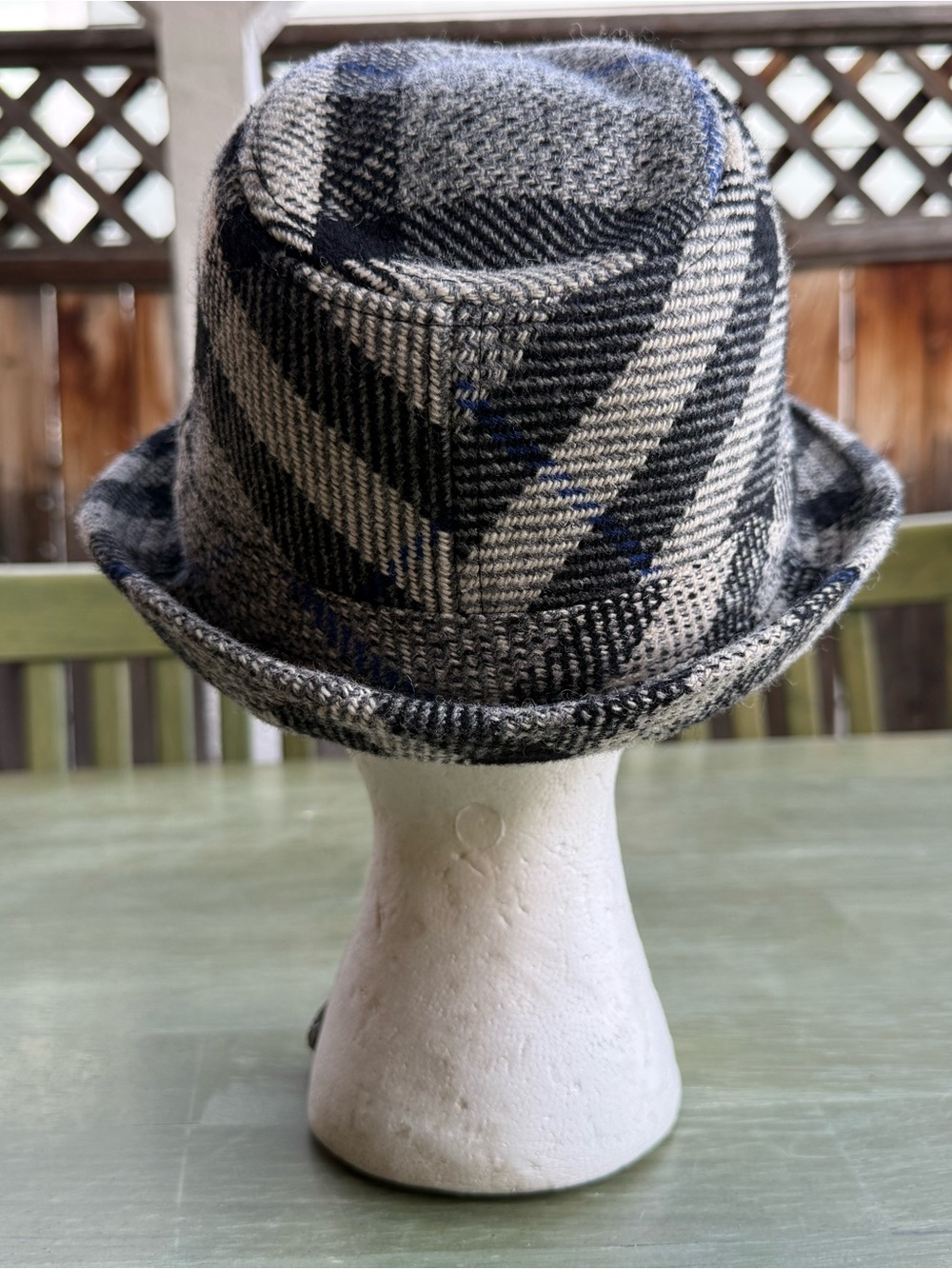 Women's Grey Plaid Wool Blend Cloche Bucket Hat Houndstooth One Size RN 98072 - Picture 3 of 5